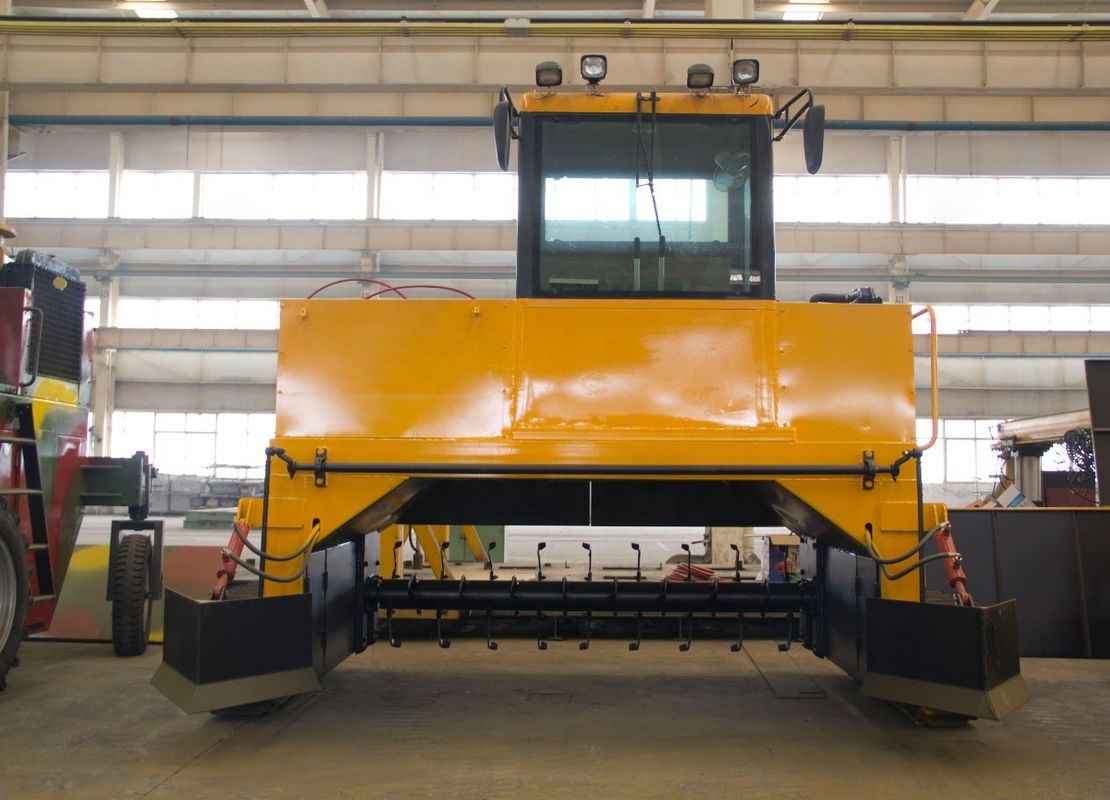 Sprzęt do fermentacji odpadów organicznych z serii TC typu Crawler Compost Turner Machine