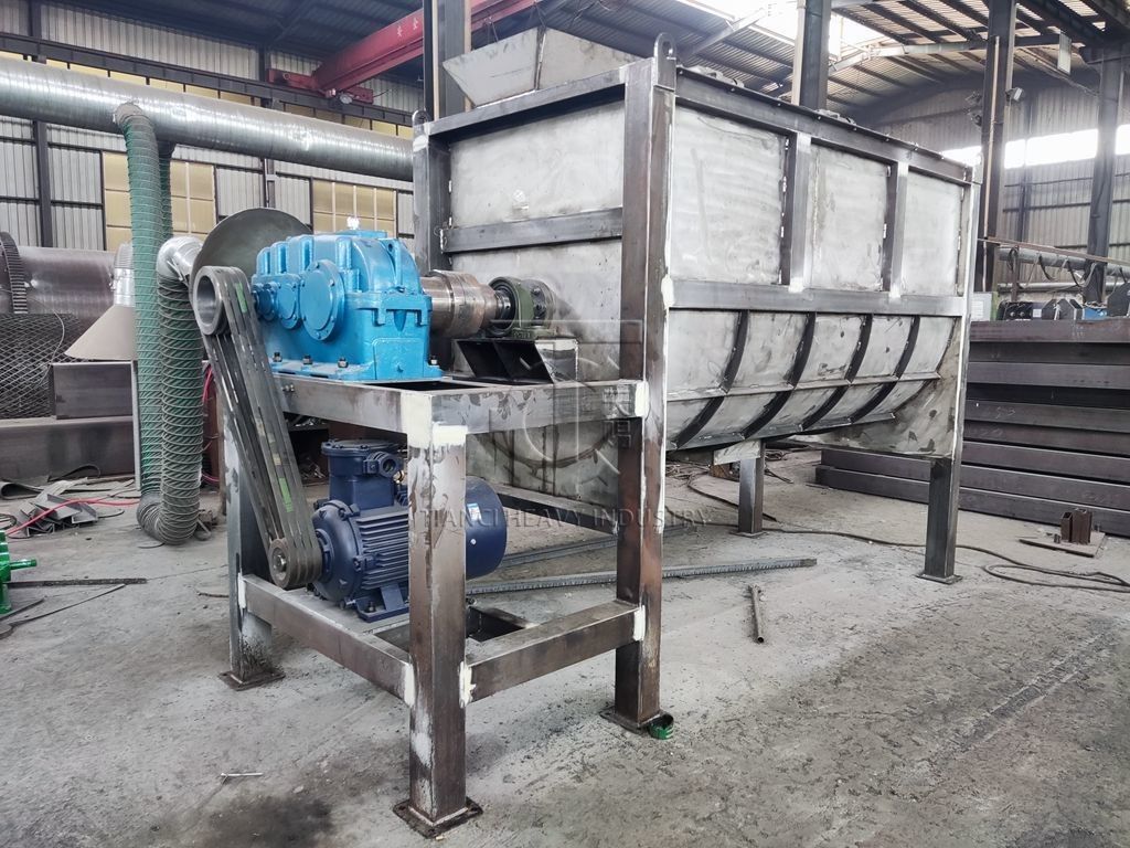 4-6h Maszyna do produkcji nawozu Maszyna do kompostowania drobiu Przekształcanie odpadów organicznych w nawozy