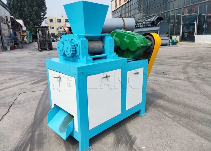 1-5 T/H Ure Granulator nawozów dostawca Przeskocznica rolkowa granulatorowa Maszyna do produkcji nawozów mieszanych do sprzedaży