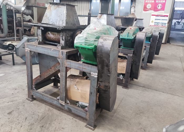 Granulator nawozów NPK do granulacji walcowej do suchego proszku o spłaszczonym lub nieregularnym kształcie