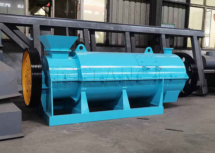 Granulatory nawozów Granulacja odpadów organicznych, w tym pyłu tartakowego, nawozu mleczarskiego, resztek roślinnych i szczepów drobnoustrojów