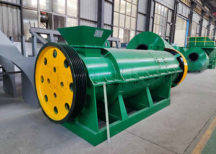 Granulator nawozów organicznych do granulacji mokrych materiałów organicznych (wytwarzanie cząstek sferycznych)