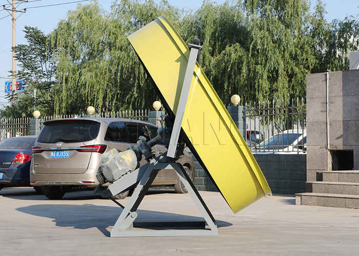 Granulator do nawozów wspomagający ciągłą produkcję granulek nawozów organicznych i złożonych