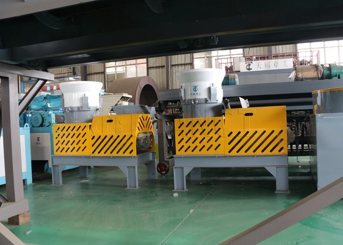 Linia produkcyjna granulatów w kształcie płytki Linia granulacyjna prasy płaskiej do produkcji na dużą skalę