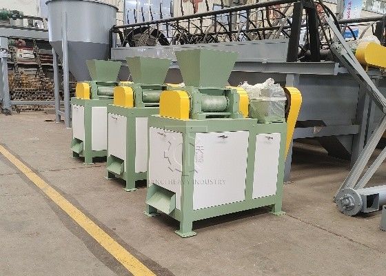 Granulator nawozów o wydajności 2 t / h do maszyny do pras rolkowych z suchym proszkiem chemicznym