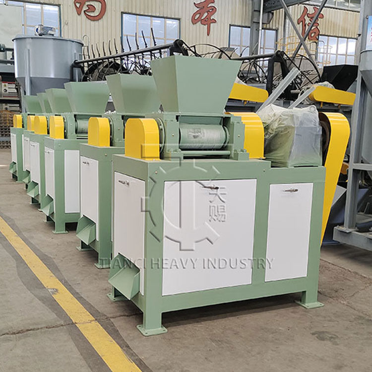 Granulator dwuwalcowy do suchego proszku do granulacji siarczanu amonu, sprzęt do granulacji nawozów, maszyna do produkcji granulek nawozowych